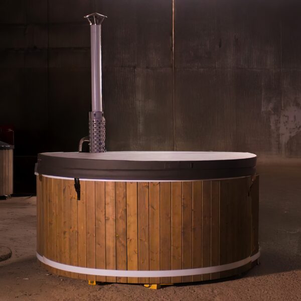 Hot Tub – Fully Equipped (External Heater)